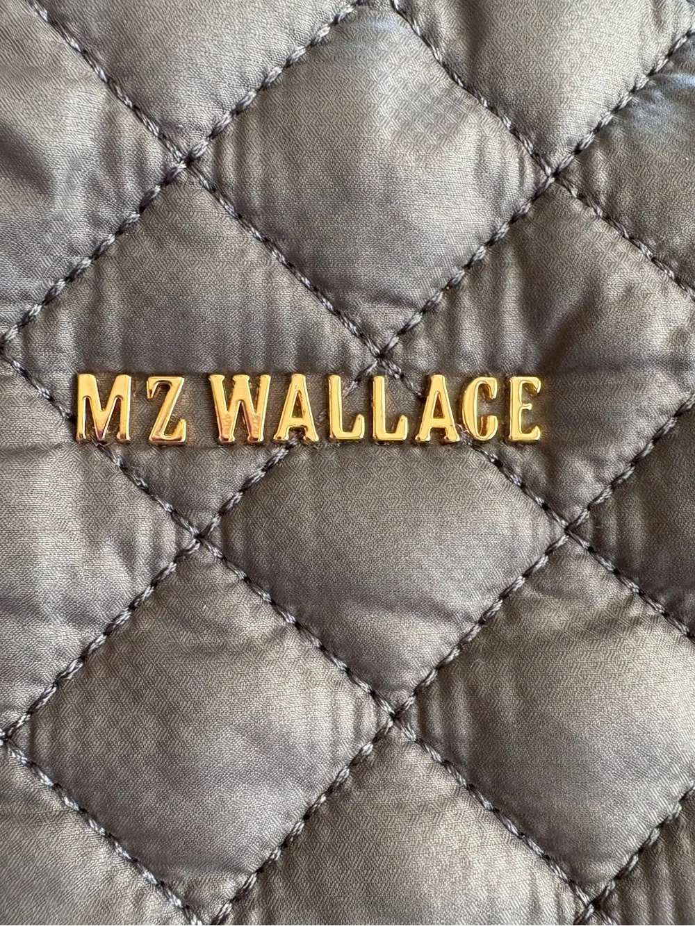 🩶🩶MZ WALLACE METRO QUILTED CHARCOAL GREY NYLON TOTE!🩶🩶